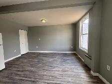 697 Hale Street Unit #7 - Photo 2