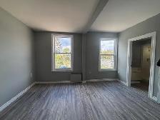 697 Hale Street Unit #7 - Photo 3