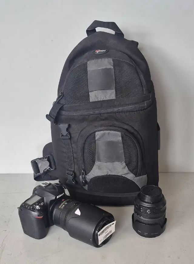 12.3mp Nikon D90 W/2 Lenses/Charger/Bag (21170581)