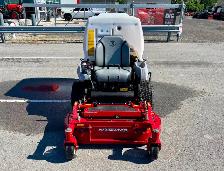 2025 Exmark Navigator 42' Mower - Photo 2