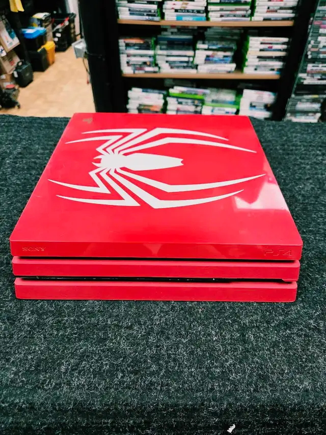 Sony PlayStation 4 Pro Spider-Man Limited Edition