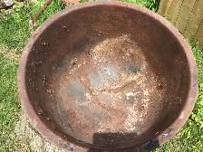 Antique Pot - Photo 4