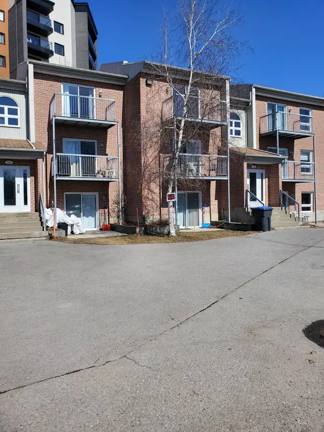 Beau et grand 3 1/2 - Lévis (St-Nicolas)