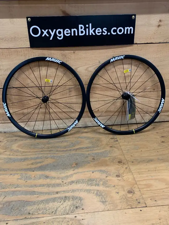 Mavic Ksyrium 30 Disc Wheelset Brand New