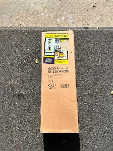 2.2 L HIGH PRESSURE AQUAPARX MANUAL PUMPNEW IN THE BOX