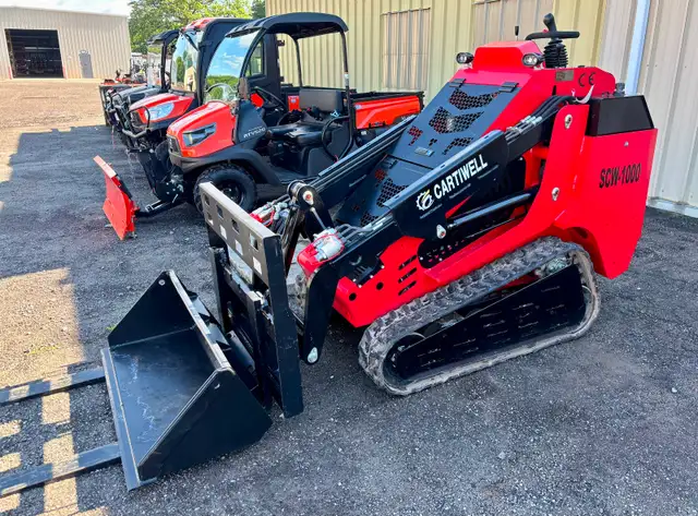 2025 Cartiwell SCW-1000 Stand-on Track Loader