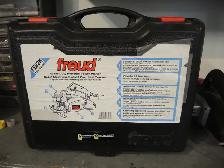 Freud FE82K 6.2 Amp 3-1/4-Inch Planer - Photo 2