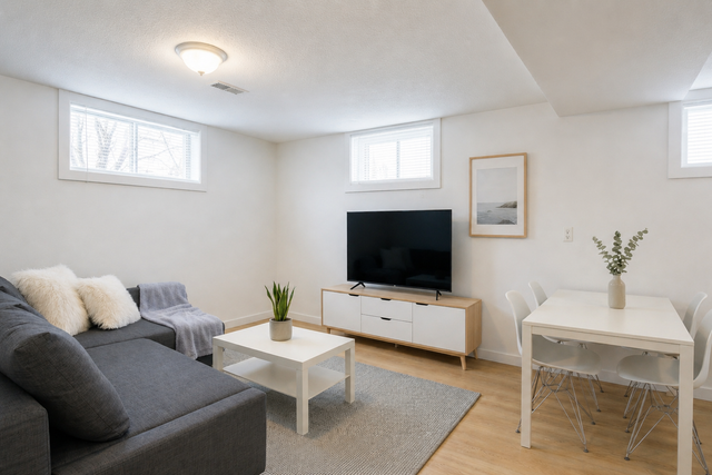Bright Furnished 1 Bedroom 1 Bathroom Basement Suite in NW