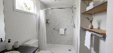 Bright Furnished 1 Bedroom 1 Bathroom Basement Suite in NW - Photo 7