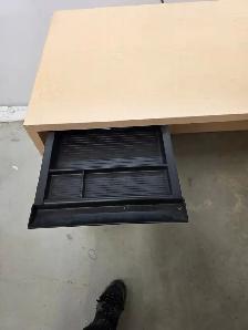 L Shaped Desk with Key Board Tray - Photo 2