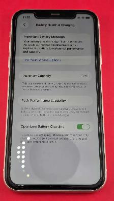 AS-IS iPhone 11 64GB (BL:73%)