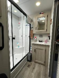 2024 Catalina 39MKTS Destination Trailer - Photo 10