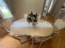 GREAT DEAL! COMPLETE DINING ROOM SET - Photo 2