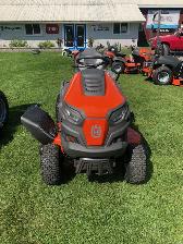 Husqvarna TS146 Riding Lawn Mower - Photo 2