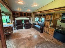 2011 Cruizer by Crossroads fifth wheel trailer - Photo 5