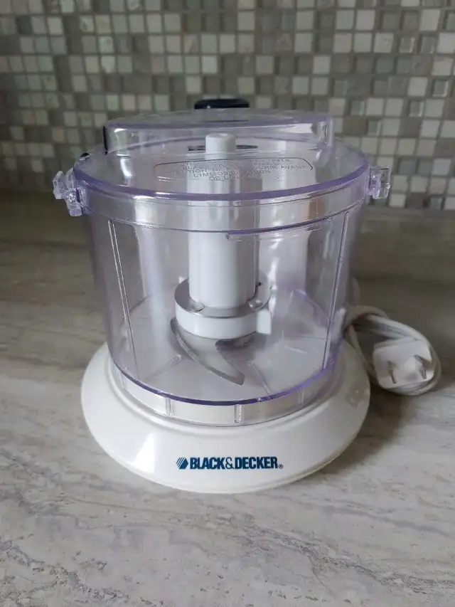 Petit Hachoir électrique Black & Decker