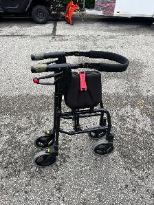 NEXUS WALKER ROLLATOR DELIVER INCLUDED - Photo 2