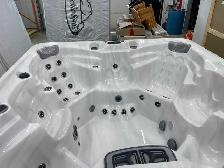 2020 Arctic Spas Tundra Signature - Fully Refurbished - Photo 3