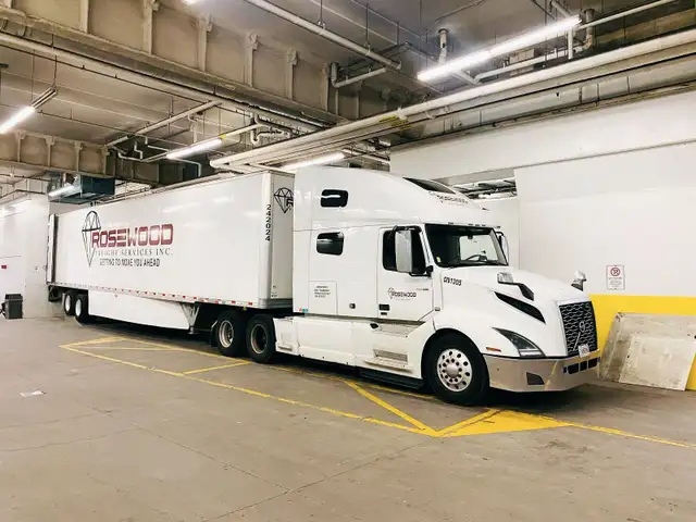 AZ truck driver for City and Montreal Runs
