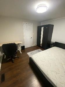 Private room - $800/month - Photo 3