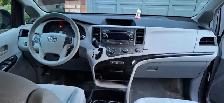 2012 Toyota Sienna LE - Photo 6