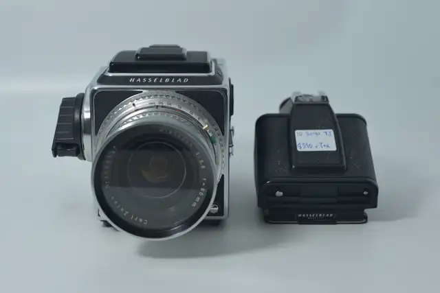 Hasselblad 503CW   Distagon 60mm   PME 3 Viewfinder ID C-1132