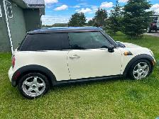 2009 Mini Cooper Base Model - Photo 4