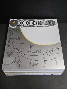PS4 PRO God Of War Edition Console - Photo 2