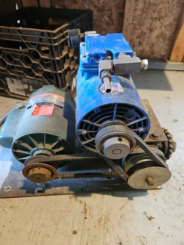 Moteur gearbox et pompe à succion
