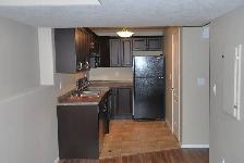 New house in Stonebridge,  2 & 3 bdrm suites - available Jume 30 - Photo 7