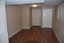 New house in Stonebridge,  2 & 3 bdrm suites - available Jume 30 - Photo 8