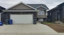 New house in Stonebridge,  2 & 3 bdrm suites - available Jume 30 - Photo 9