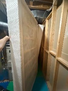 Good condition box spring for King size bed or 2 single b - Photo 5