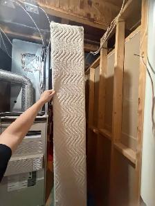 Good condition box spring for King size bed or 2 single b - Photo 6