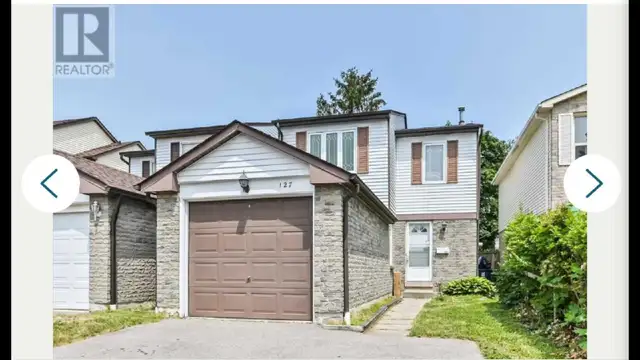 Scarborough upper level masterroom w/ private bath, starts July1