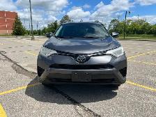 2018 Toyota RAV4 LE - Photo 2