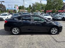 2016 Chevrolet Cruze LT • 6spd Manual Back-up Camera - Photo 8