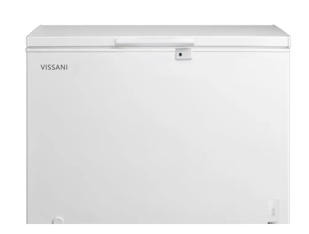 BUMPER SALE ON CHEST FREEZER - DON'T MISS THIS
