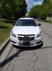 2013 CHEVROLET CRUSE LS ( needs nothing ) - Photo 4