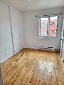 Grand 4 ½ – nouvellement rafraîchi au 1er étage - Photo 2