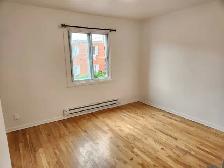 Grand 4 ½ – nouvellement rafraîchi au 1er étage - Photo 3