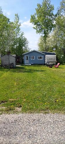 CAMP WITH OUTDOOR EXPERIENCE, HOME AMENITIES, CAPREOL, ON
