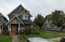 Well - Maintained 3 Bedroom Duplex for rent!