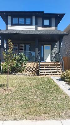 June 18th:3 bedroom House (Upper Level) -Evergreen, Saskatoon,SK