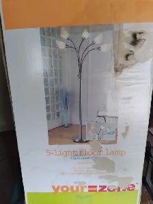 Your Zone 5-Light Floor Lamp New (Open Box)