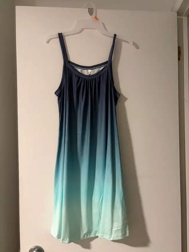 Summer dress. Size L.