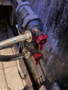 plumber available - Photo 5