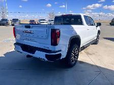 2025 GMC Sierra 1500 - Photo 4