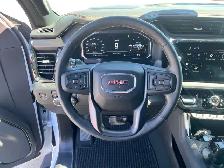 2025 GMC Sierra 1500 - Photo 11