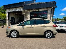 2015 Ford C-Max Hybrid SE - Photo 11